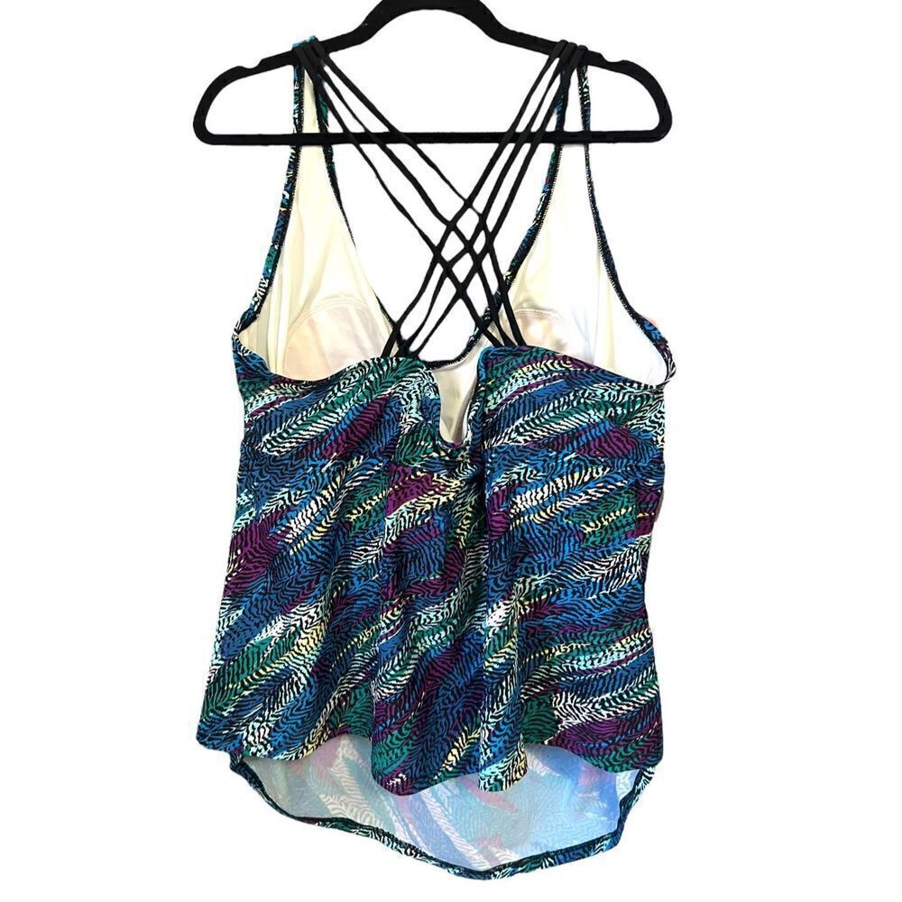 AVA & VIV Colorful Tankini Swimsuit Top - Women’s 26W - Picture 2 of 4